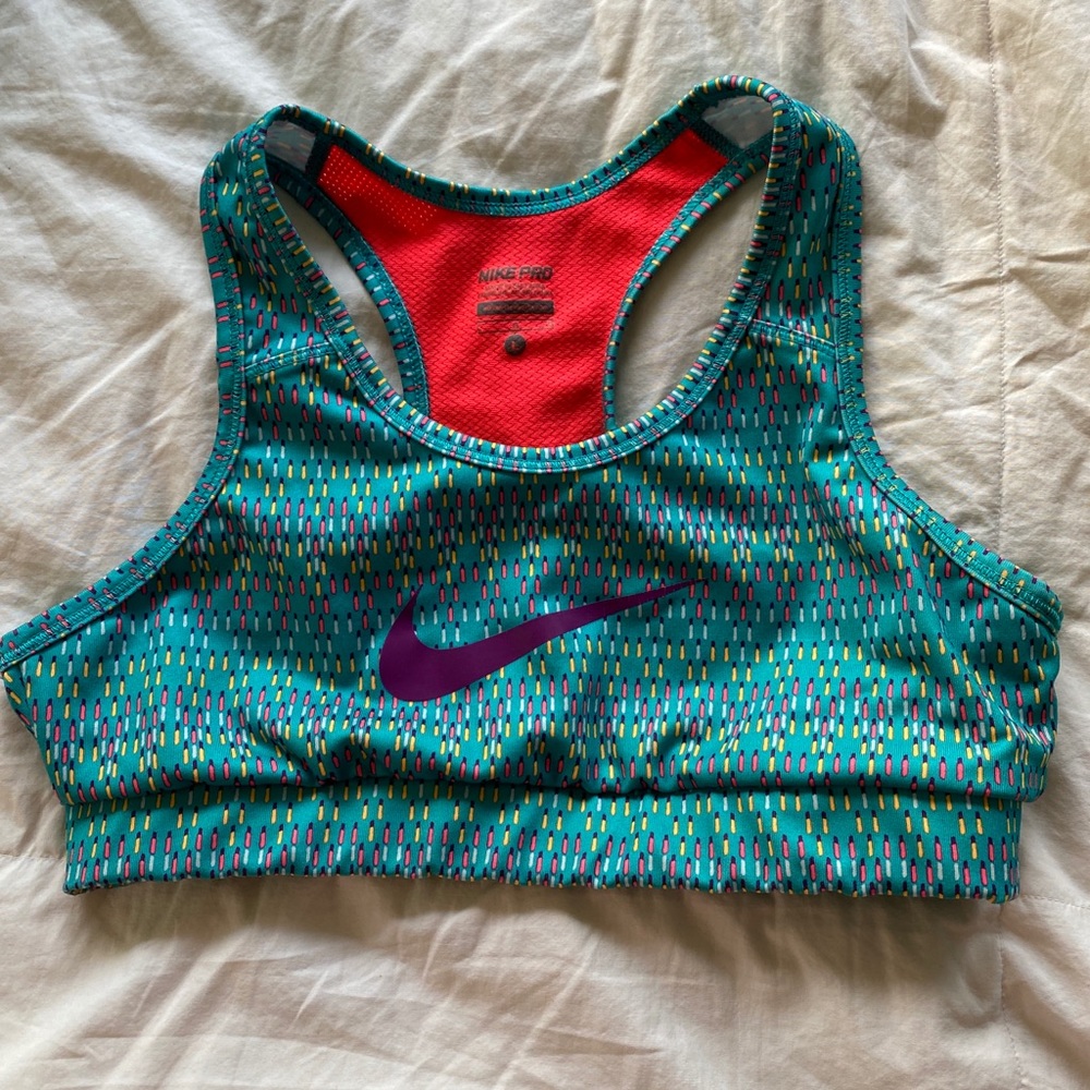 NIKE YOUTH LARGE SPORTS BRA